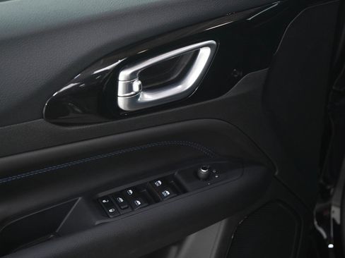 Used 2026 Jeep Compass Limited image 21