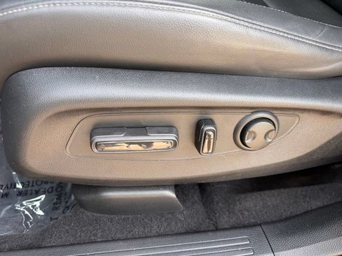 Used 2024 Honda CR-V EX-L image 12