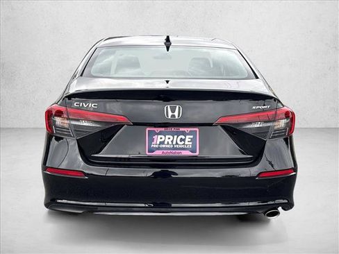 Used 2023 Honda Civic Sport image 6