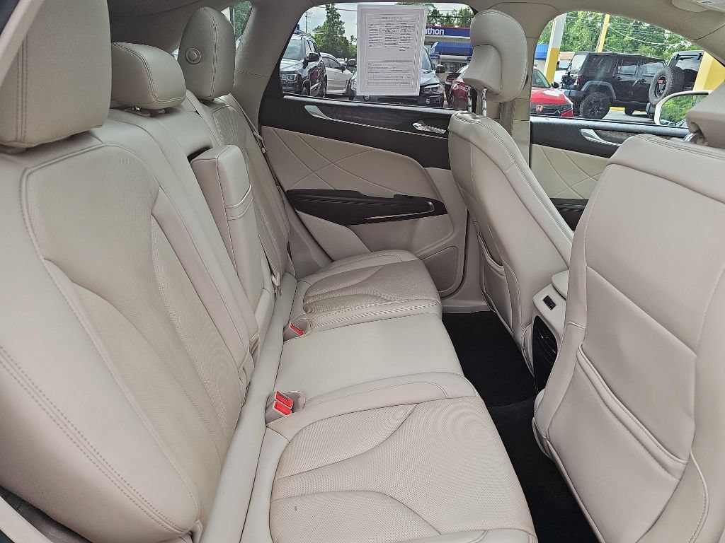 Used 2017 Lincoln MKC Reserve w/ Lincoln MKC Climate Package AWD/4WD image 42