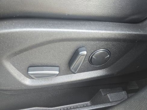 Used 2024 Ford Edge Titanium AWD/4WD image 10