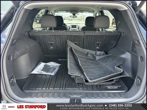 Used 2023 Chevrolet Equinox LT FWD image 11