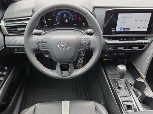 Certified 2025 Toyota Camry SE w/ Convenience Package FWD image 12