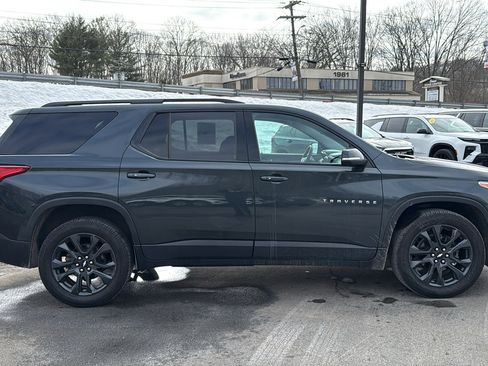 Used 2021 Chevrolet Traverse RS image 5