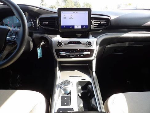 Used 2020 Ford Explorer 2WD w/ Class III Trailer Tow Package image 21