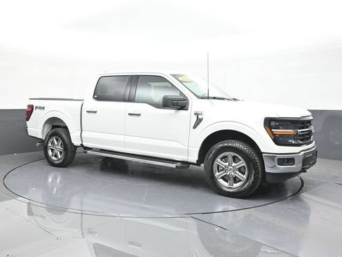 Used 2025 Ford F150 XLT w/ Equipment Group 301A Standard AWD/4WD image 19