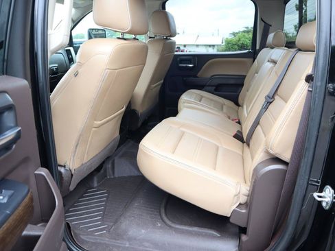 Used 2018 GMC Sierra 3500 Denali w/ Duramax Plus Package AWD/4WD image 15