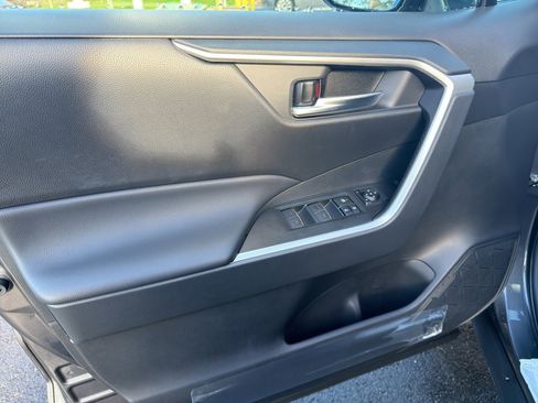 New 2025 Toyota RAV4 XLE w/ Convenience Package image 13