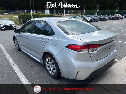 Used 2024 Toyota Corolla LE FWD image 13