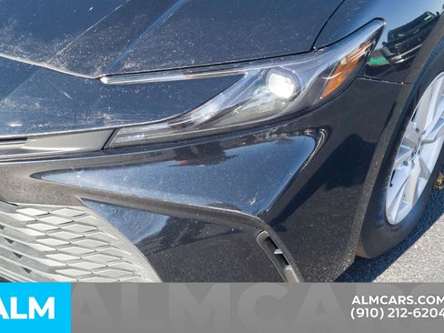 Used 2025 Toyota Camry LE image 12