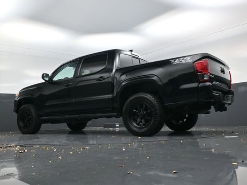 Used 2023 Toyota Tacoma SR image 14