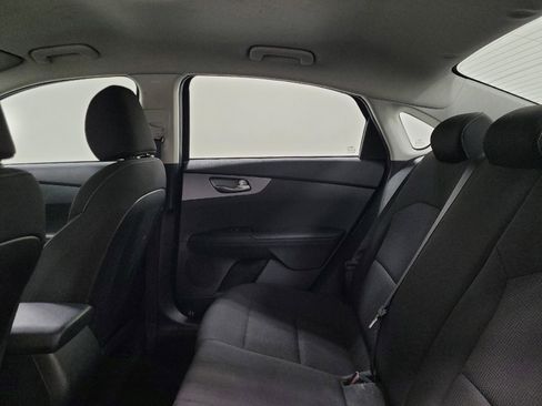Used 2021 Kia Forte LXS FWD image 18