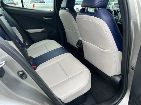 Used 2022 Lexus UX 250h w/ Premium Package image 20