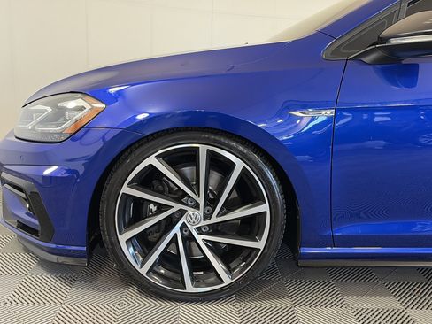 Used 2018 Volkswagen Golf R 4-Door image 20