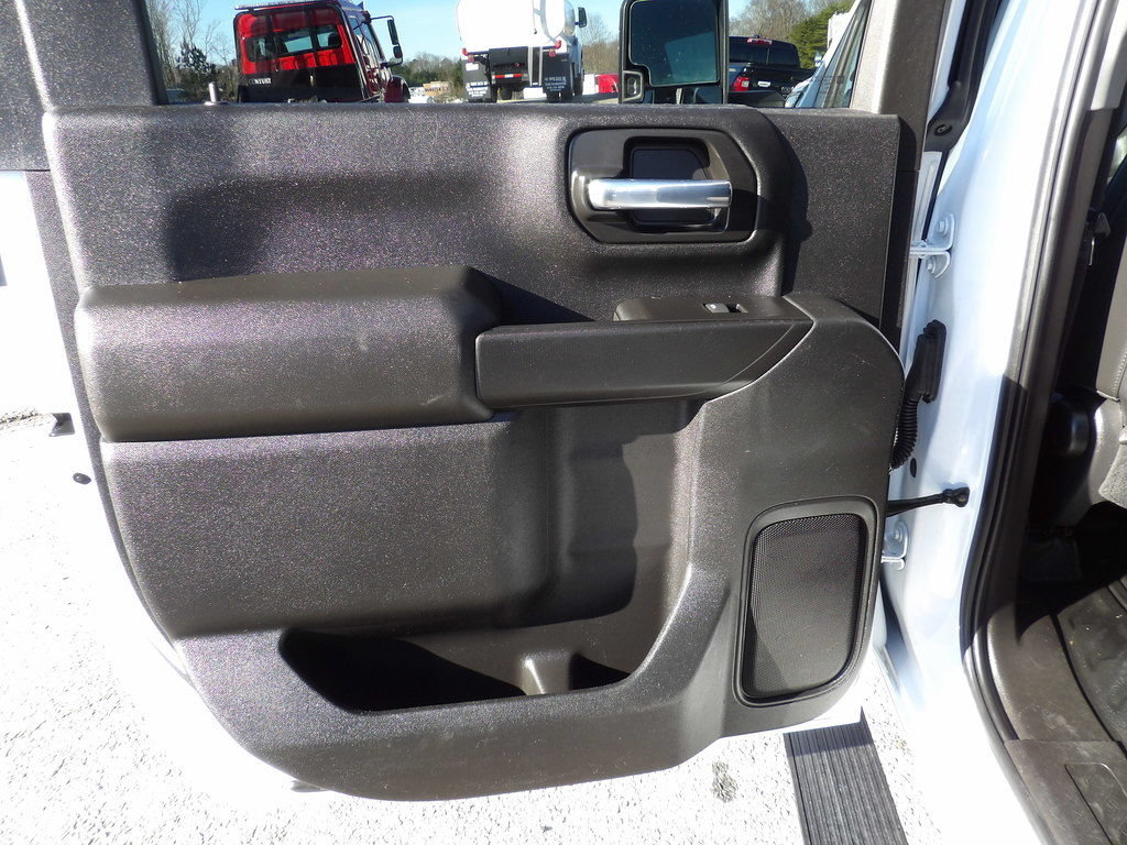 Used 2021 GMC Sierra 3500 4x4 Crew Cab w/ Convenience Package image 14