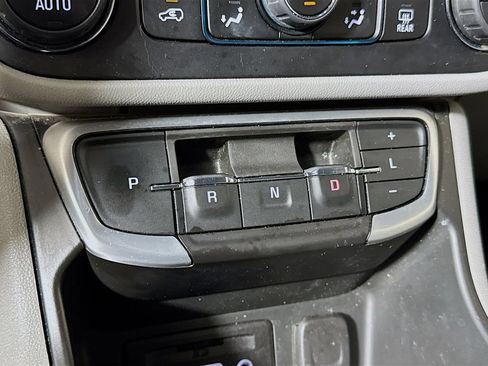 Certified 2022 GMC Terrain SLT w/ Infotainment Package II FWD image 15