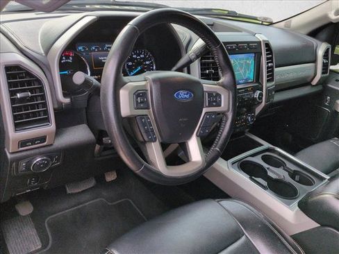 Used 2021 Ford F350 Lariat w/ Chrome Package image 9