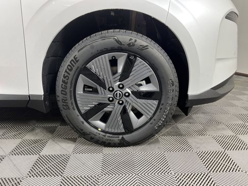 New 2025 Nissan Murano SL image 8