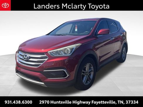 Used 2017 Hyundai Santa Fe Sport FWD image 1