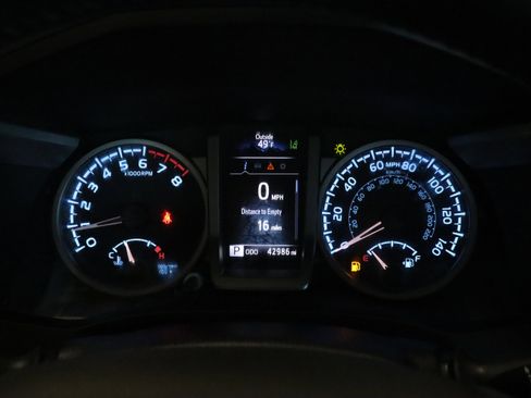 Used 2023 Toyota Tacoma SR5 image 24