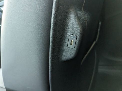 New 2025 Kia EV6 Wind RWD image 17