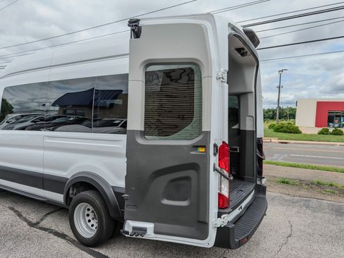 Used 2024 Ford Transit 350 XL RWD image 10