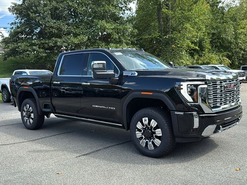 New 2026 GMC Sierra 2500 Denali w/ Denali Reserve Package image 2