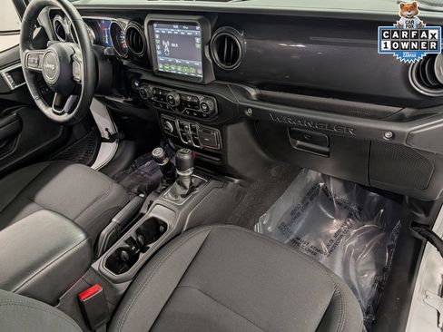 Used 2022 Jeep Wrangler Unlimited Sport AWD/4WD image 32