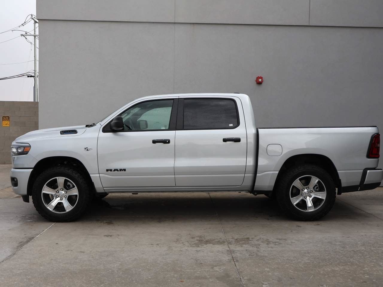Used 2026 RAM 1500 Express RWD image 2
