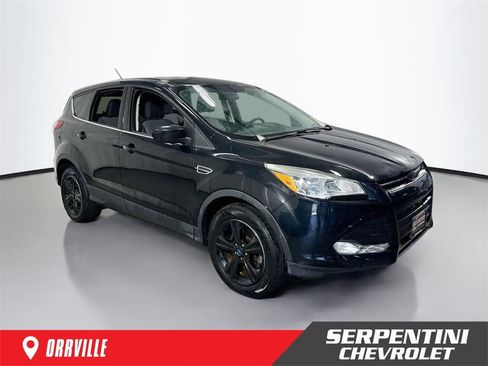 Used 2015 Ford Escape SE AWD/4WD image 1