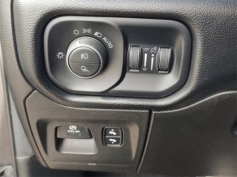 Used 2019 RAM 1500 Laramie w/ Sport Appearance Package image 28