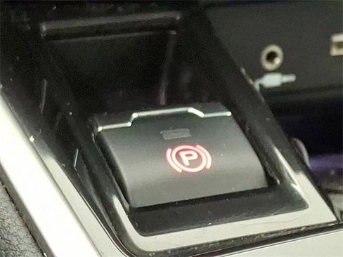 Used 2021 Subaru Outback Limited w/ Popular Package #2 image 22