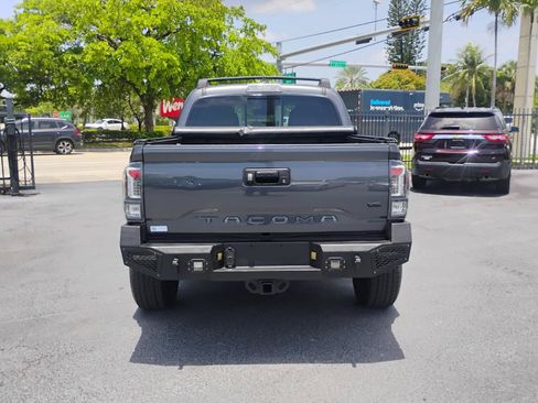 Used 2021 Toyota Tacoma SR5 RWD image 14