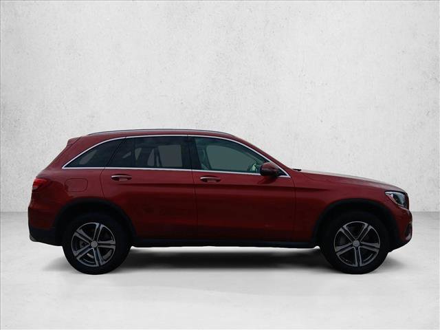 Used 2019 Mercedes-Benz GLC 300 image 4