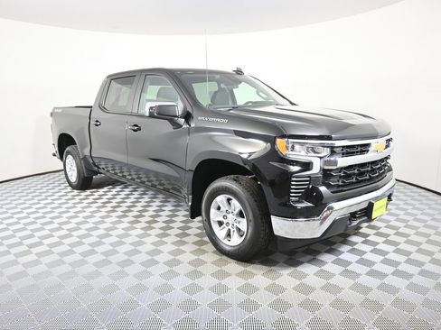 Used 2023 Chevrolet Silverado 1500 LT image 10
