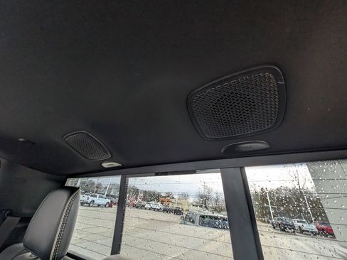 Used 2021 RAM 1500 Laramie w/ Sport Appearance Package image 19