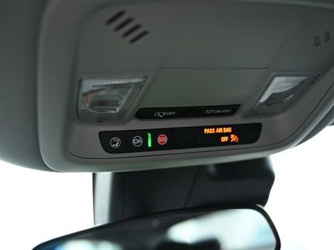 Used 2023 Chevrolet Malibu LT image 44