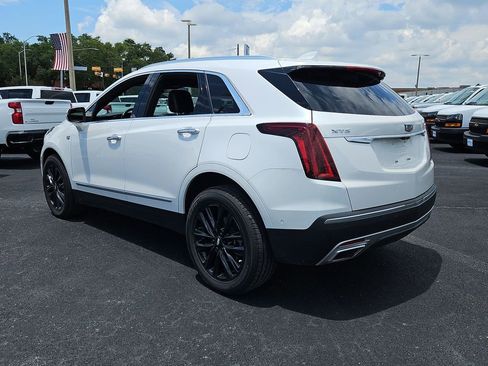 Certified 2022 Cadillac XT5 Premium Luxury w/ Technology Package FWD image 15