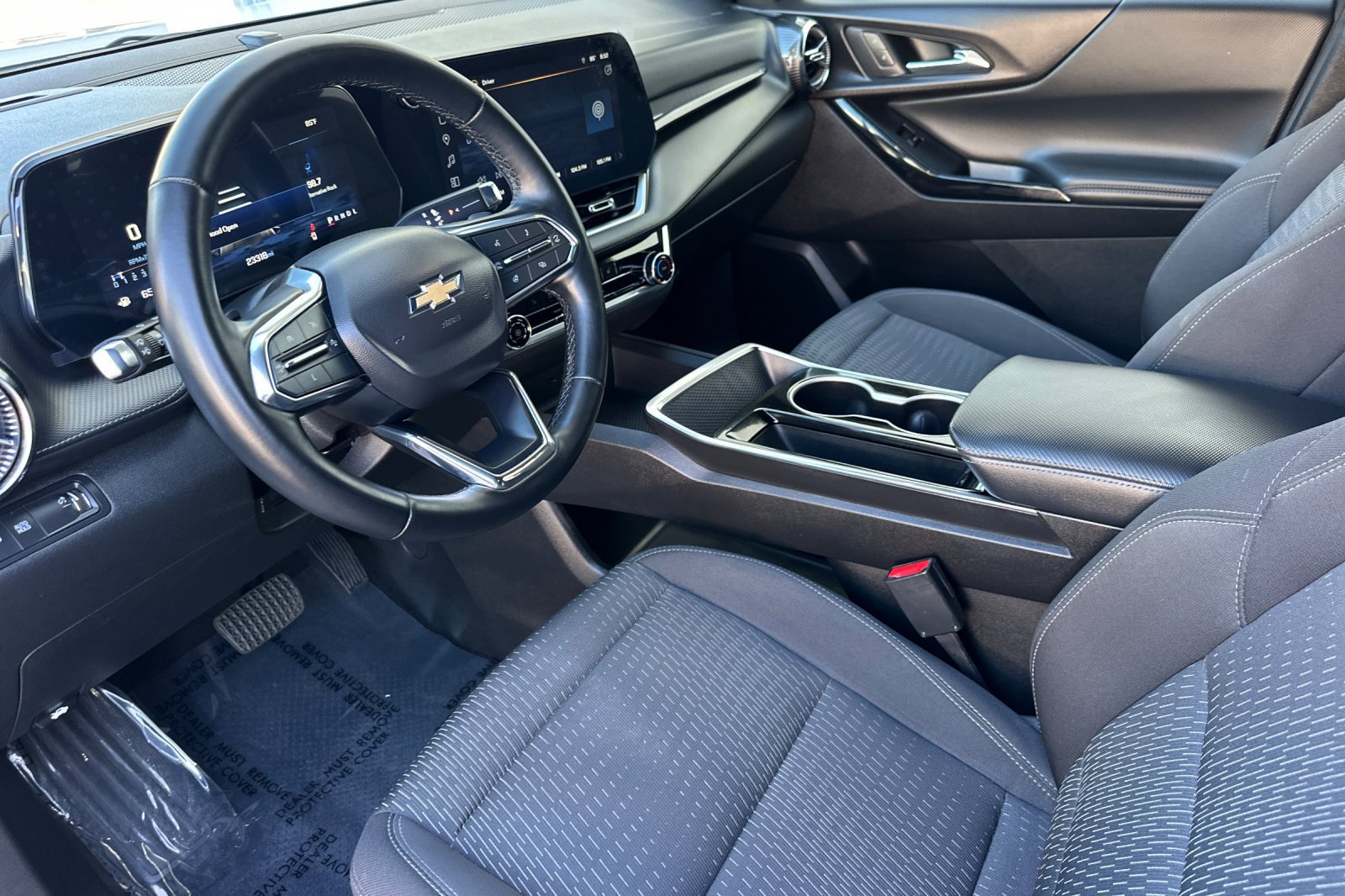 Certified 2025 Chevrolet Equinox LT FWD image 10