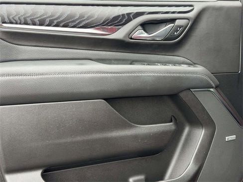 Used 2023 GMC Yukon Denali image 11