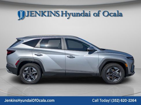 New 2026 Hyundai Tucson SEL image 2