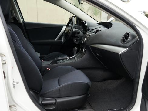 Used 2011 MAZDA MAZDA3 s Sport image 27