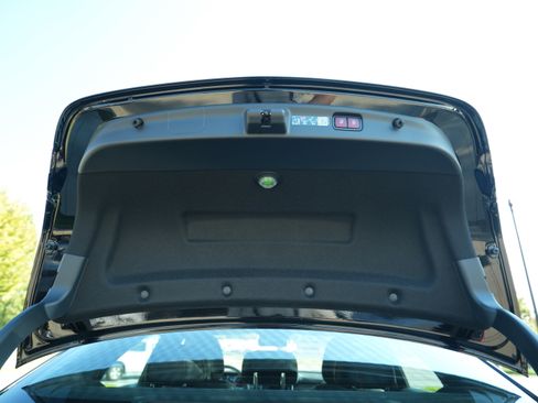 New 2025 Mercedes-Benz C 300 4MATIC Sedan image 17