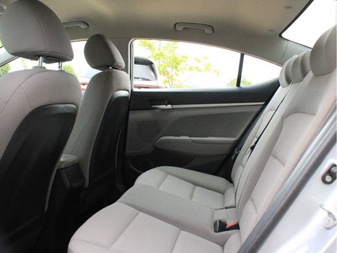 Used 2020 Hyundai Elantra SE w/ Cargo Package (C1) FWD image 31