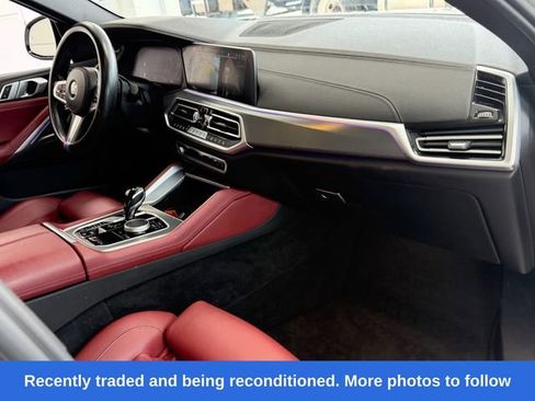 Used 2022 BMW X6 xDrive40i w/ M Sport Package AWD/4WD image 13