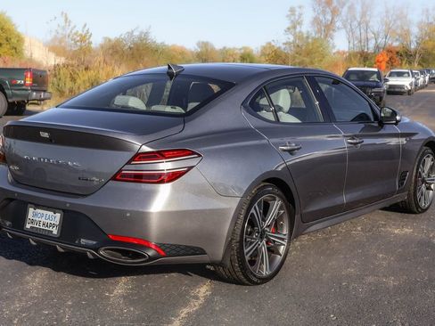 Used 2025 Genesis G70 3.3T Advanced w/ Sport Prestige Package image 13