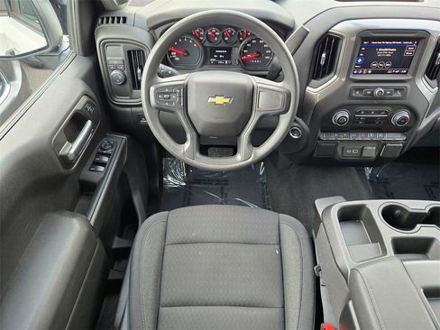 Certified 2024 Chevrolet Silverado 1500 Custom image 10