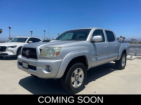 Used 2006 Toyota Tacoma PreRunner RWD image 5