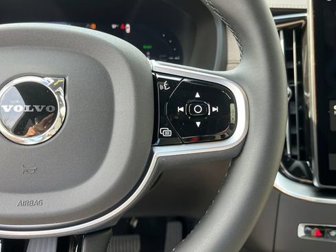 Used 2026 Volvo XC90 T8 Plus w/ Protection Package Premier AWD/4WD image 13