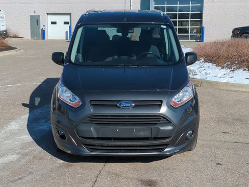 Used 2018 Ford Transit Connect XLT image 3
